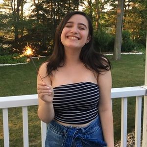 Meet your Posher, Rebecca